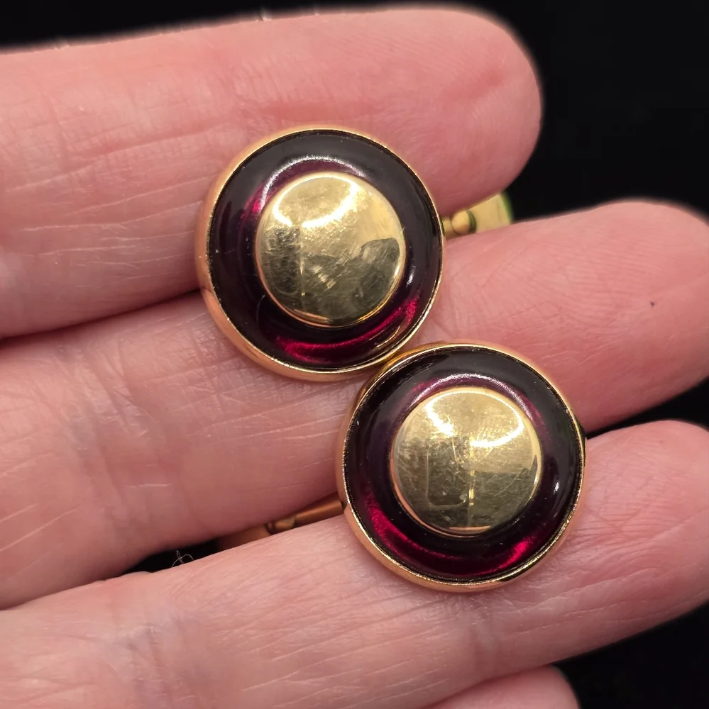 Swank Art Deco Red Glass Bullseye Cufflinks Understated Elegant
